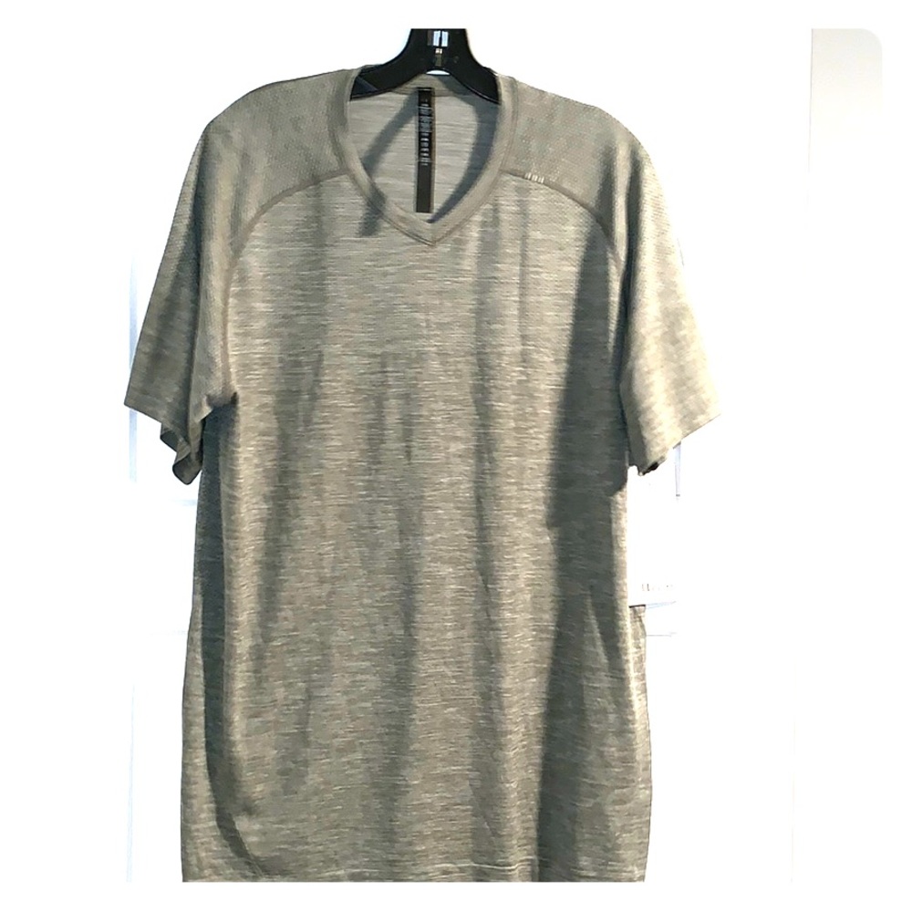 NWT Lululemon Metal Vent Tech Shirt